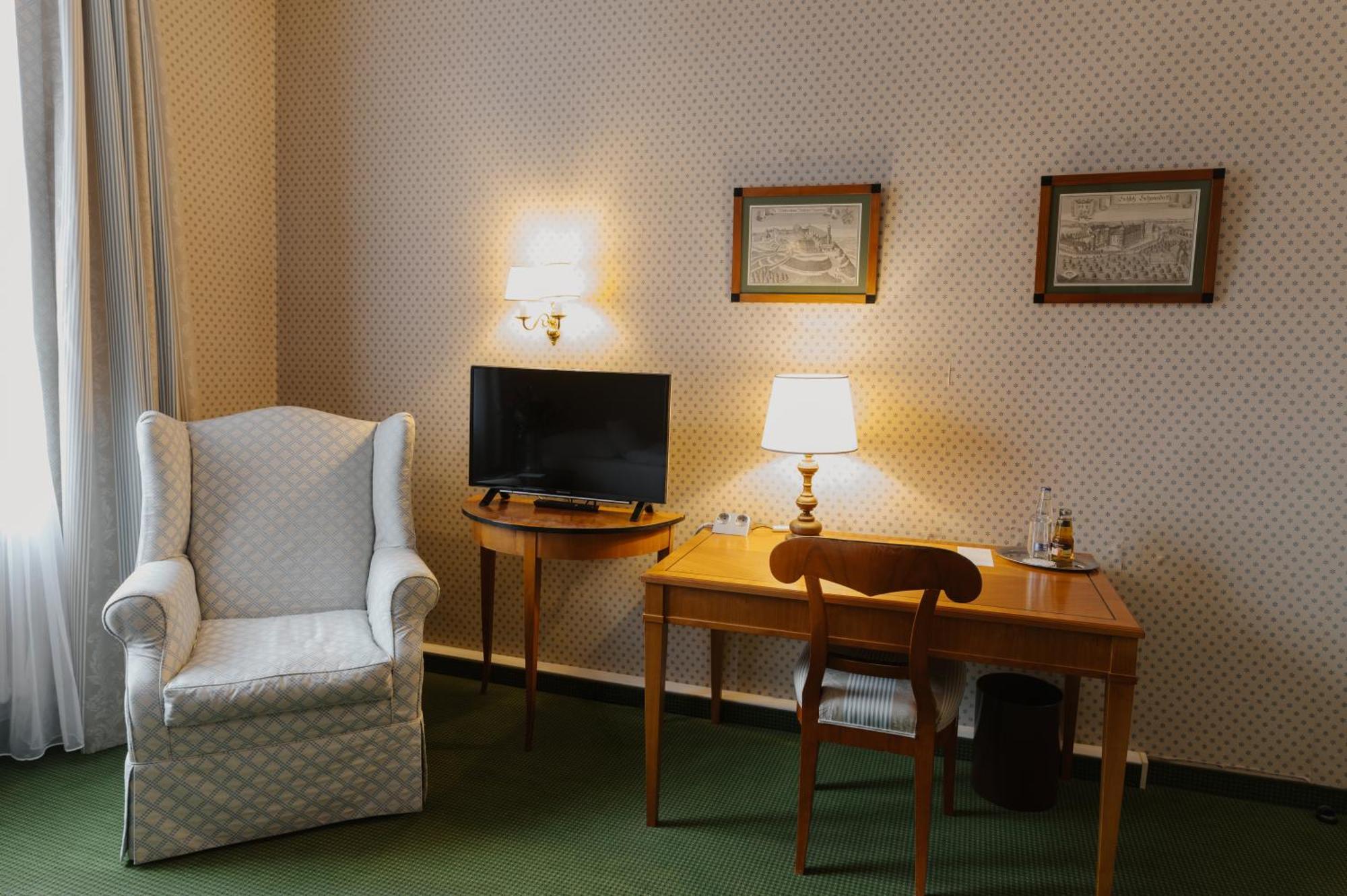 Romantik Hotel Zur Post Fuerstenfeldbruck Eksteriør bilde