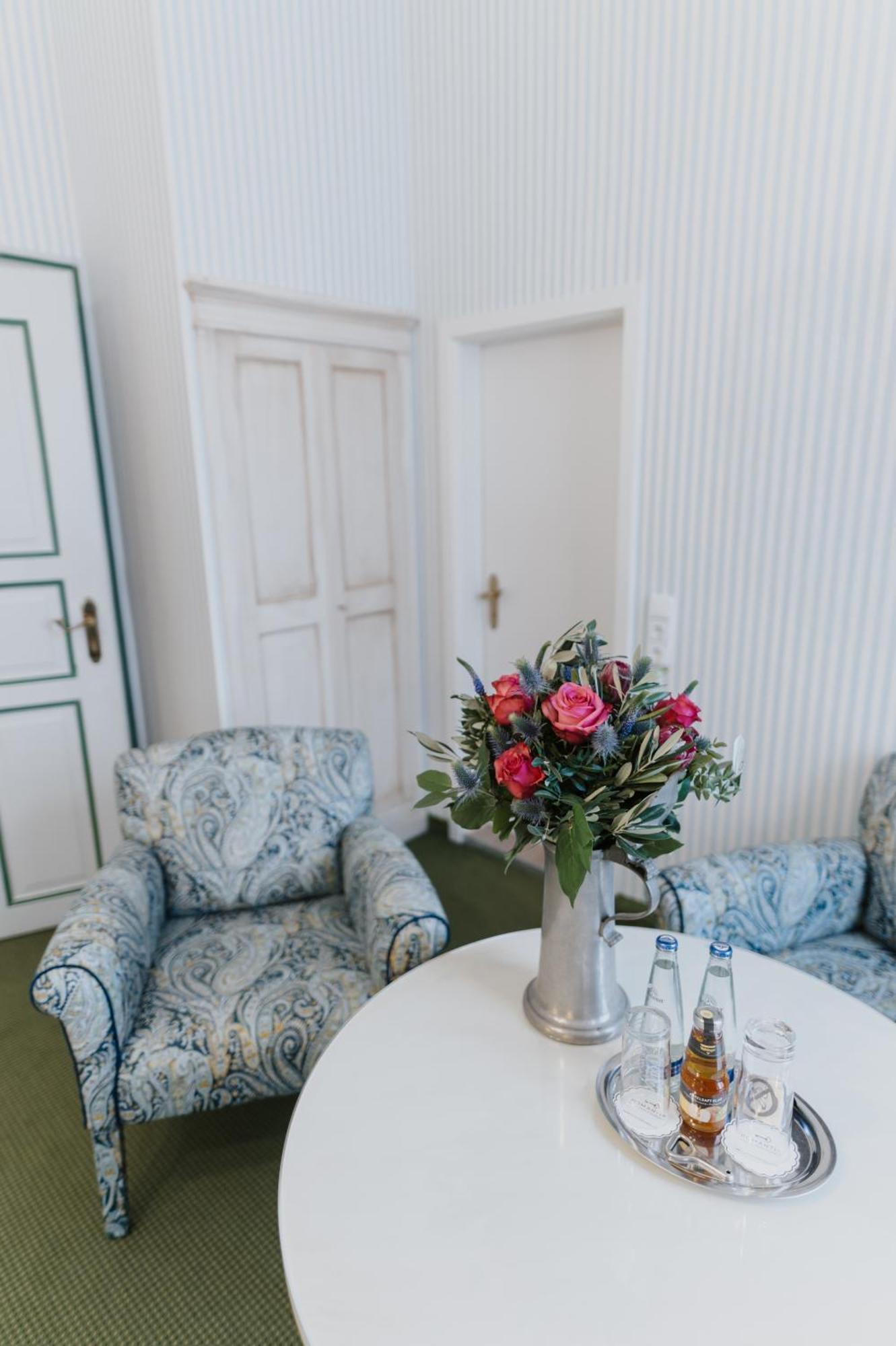 Romantik Hotel Zur Post Fuerstenfeldbruck Eksteriør bilde