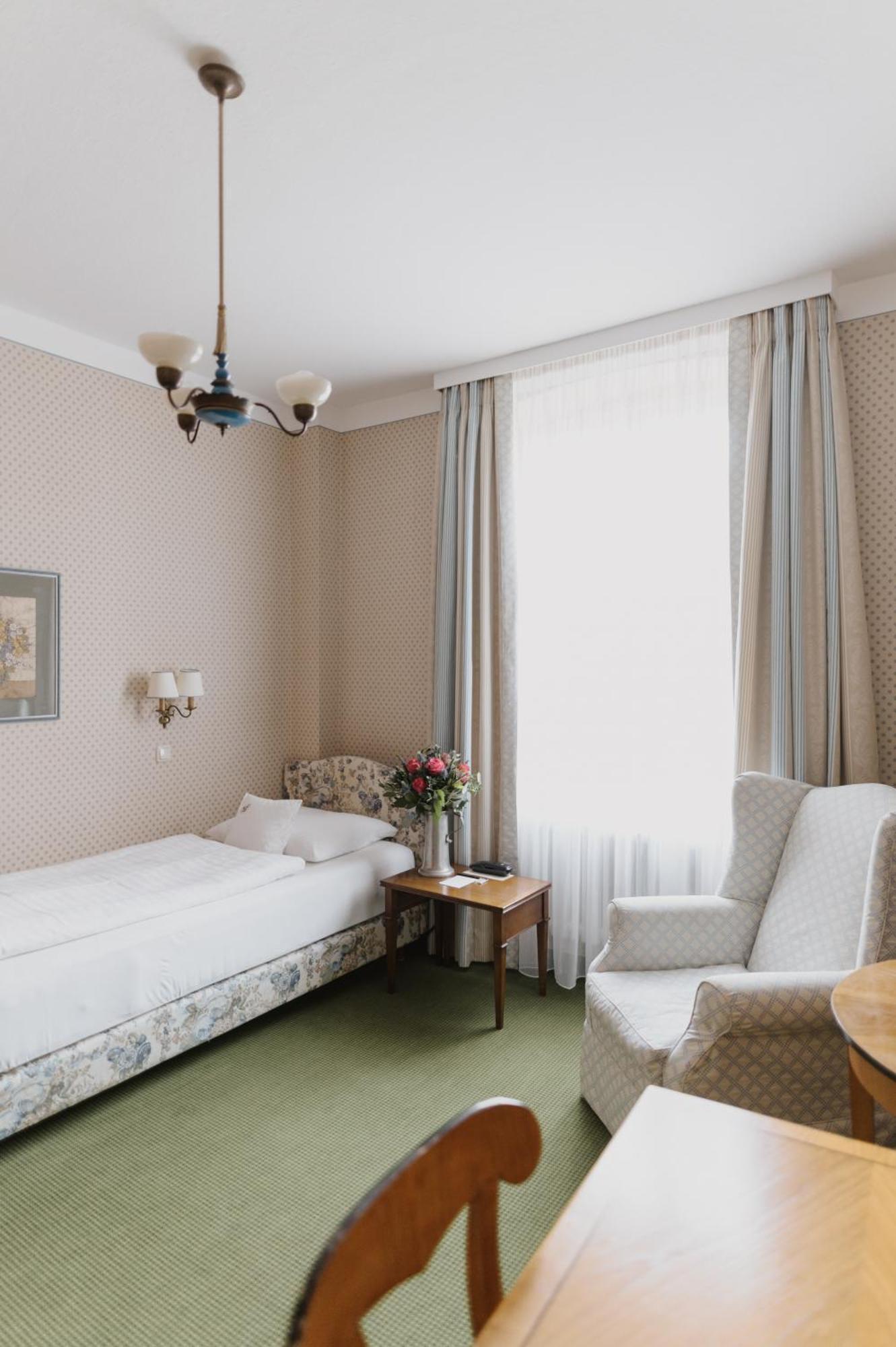 Romantik Hotel Zur Post Fuerstenfeldbruck Eksteriør bilde