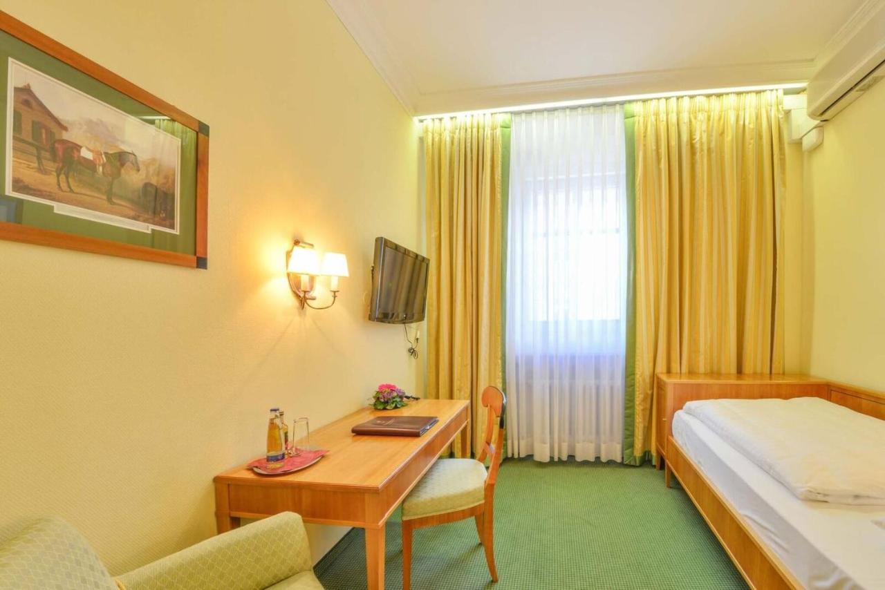 Romantik Hotel Zur Post Fuerstenfeldbruck Eksteriør bilde