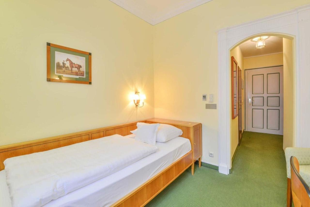 Romantik Hotel Zur Post Fuerstenfeldbruck Eksteriør bilde
